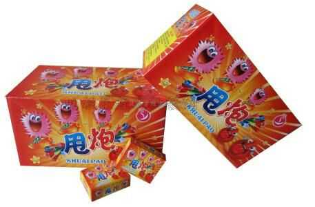 事儿: 那时候我读初中,不知道为什么突然学校刮起了一阵玩摔炮的妖风