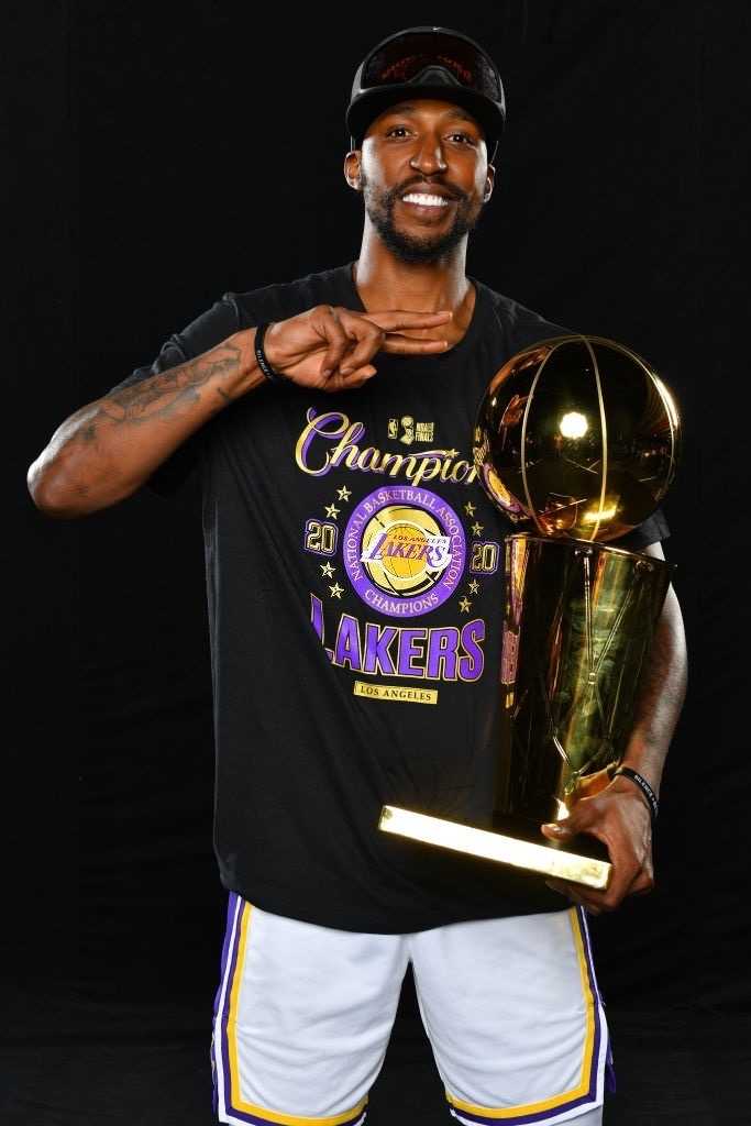 如何看待2020年湖人获得总冠军詹姆斯fmvp