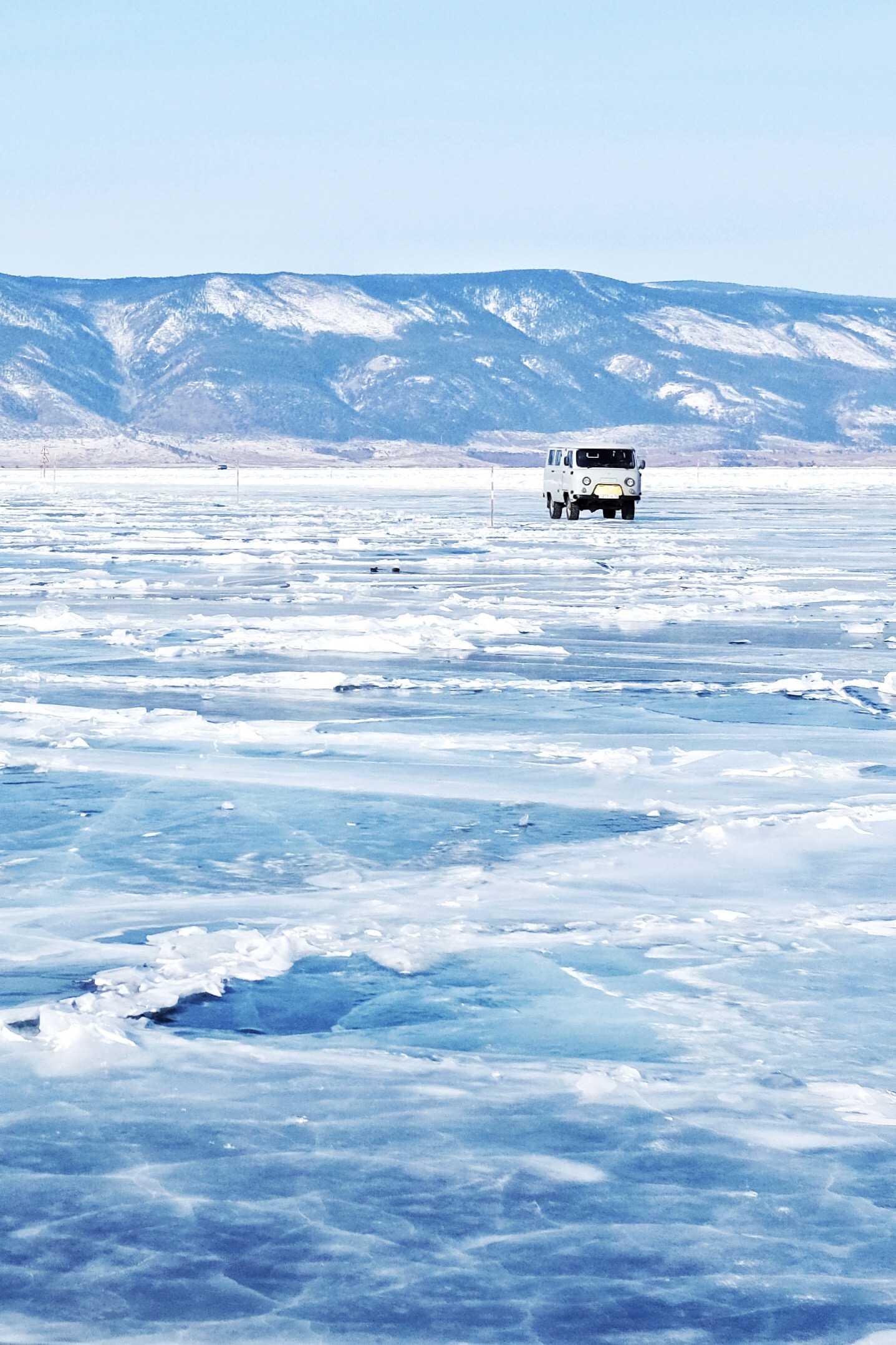 贝加尔湖,千里冰封. #旅行笔记##手机摄影