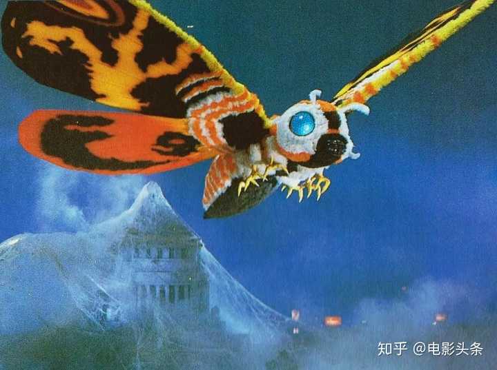 摩斯拉,是第一头加入 "哥斯拉系列"的怪兽,也是第一头被官方确认为