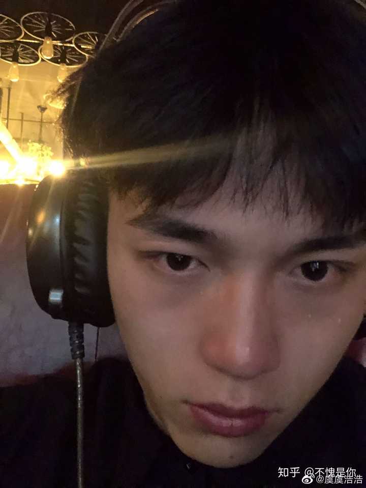 你见过最帅的高中男生长什么样?