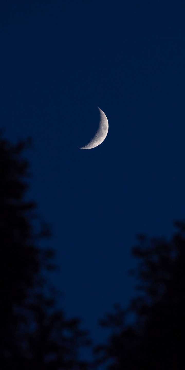 各位大神有没有让人看上去很忧郁的深蓝色图片?