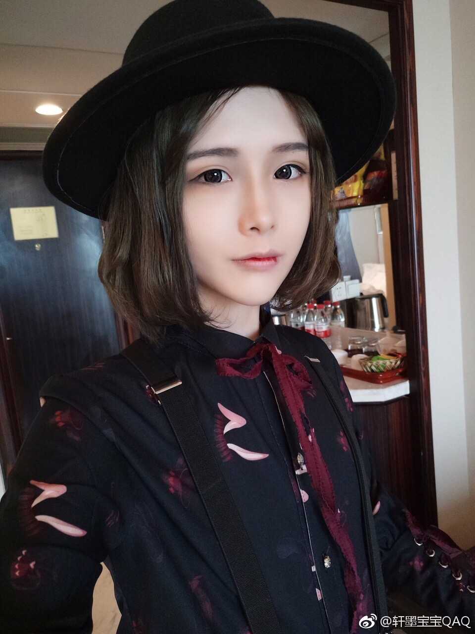 知道abbily吗 知道粥粥嘛 不要问我为啥知道那么多女装大佬