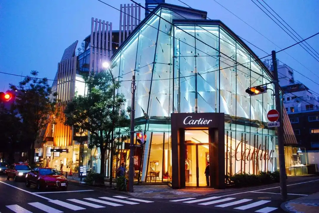 去日本东京旅游,有什么地方值得去购物?有什么