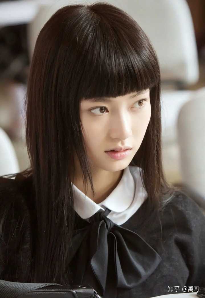 难道没有人觉得《闪光少女》里的小提琴首席 傲娇校花郑有恩长的很像