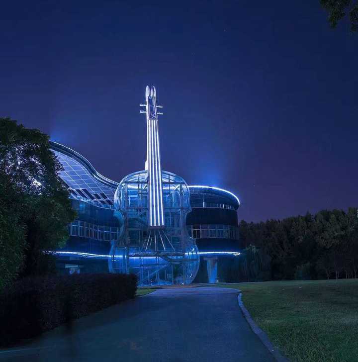 钢琴和小提琴之间能产生怎样的火花?