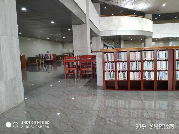 新余学院图书馆照片图片