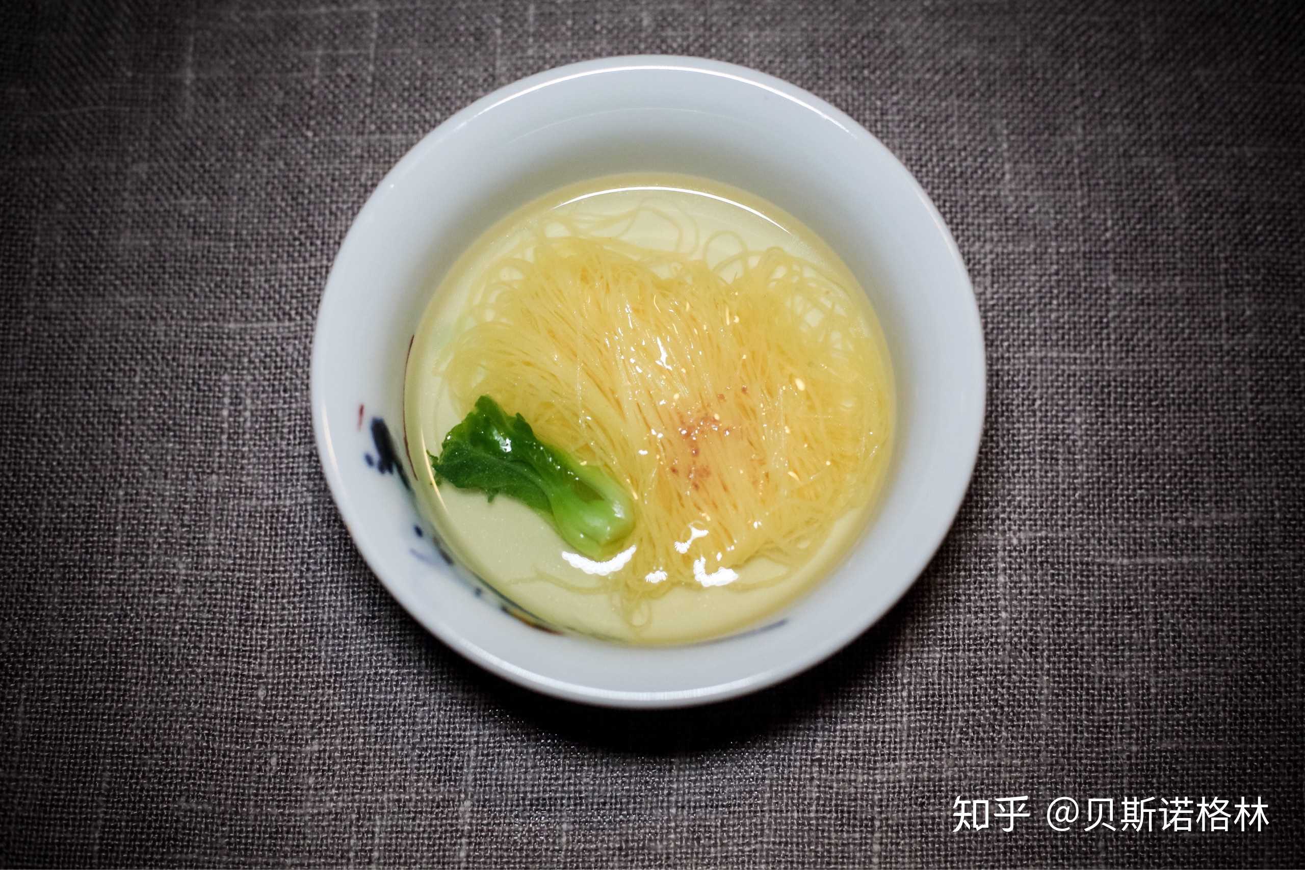 二刷玉芝兰,正版泡椒凤爪.