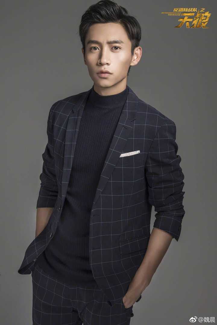 代斯 / 尤小刚(导演)剧情概要:秦小阳和唐石是从小一起长大的"铁哥们"