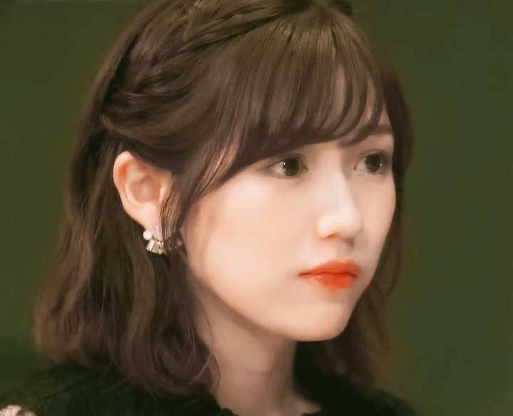 akb48的三期生渡边麻友,昵称mayuyu,但我还是喜欢叫她麻友酱.