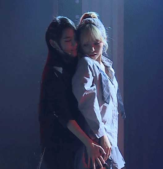 如何评价snh48中孔肖吟&钱蓓婷的"肖钱"cp?