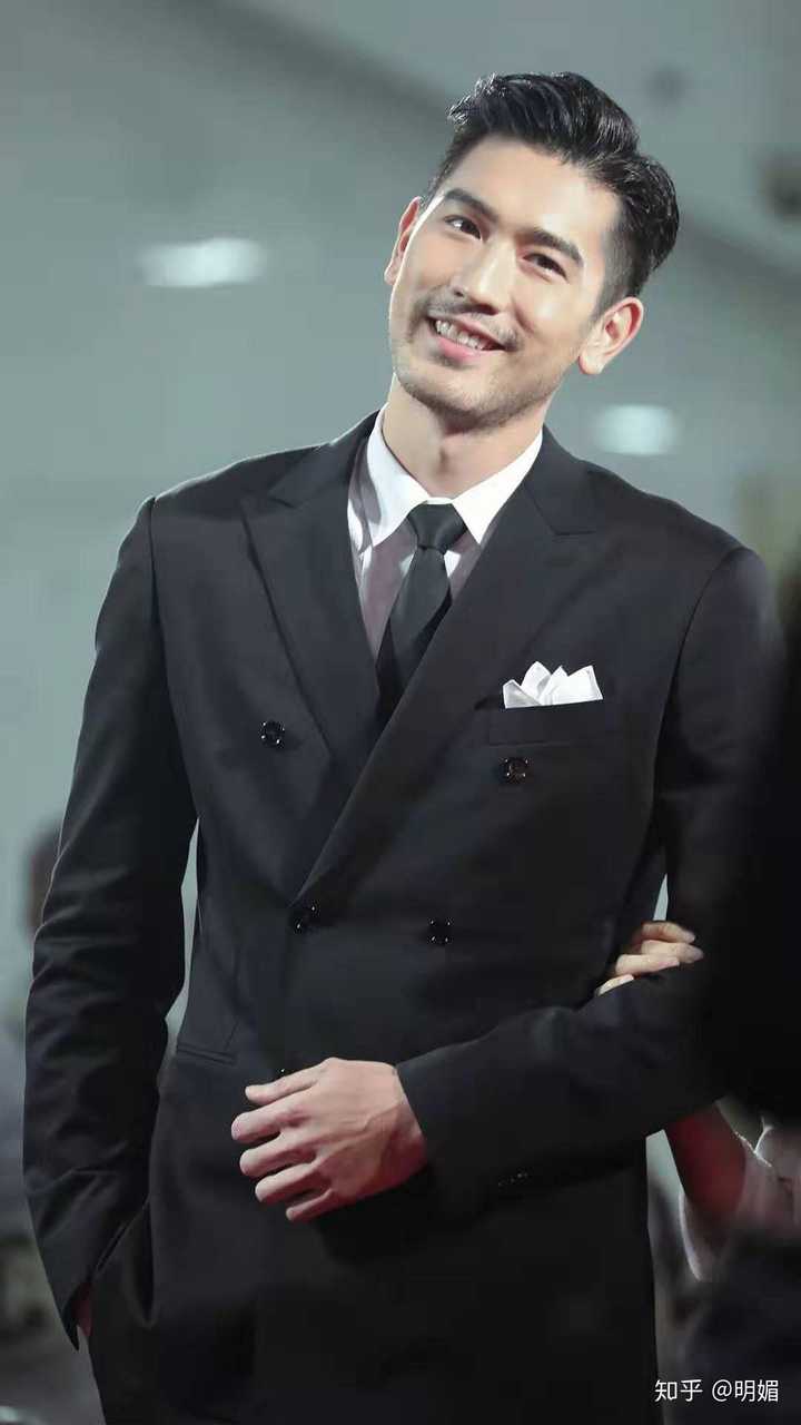 你手中有哪些高以翔的高清图吗?分享一下?