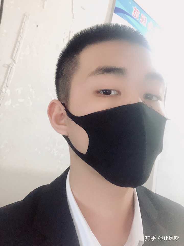 请问大家剪完寸头一两个月头顶是什么样子的呀大家寸头留长的过程是