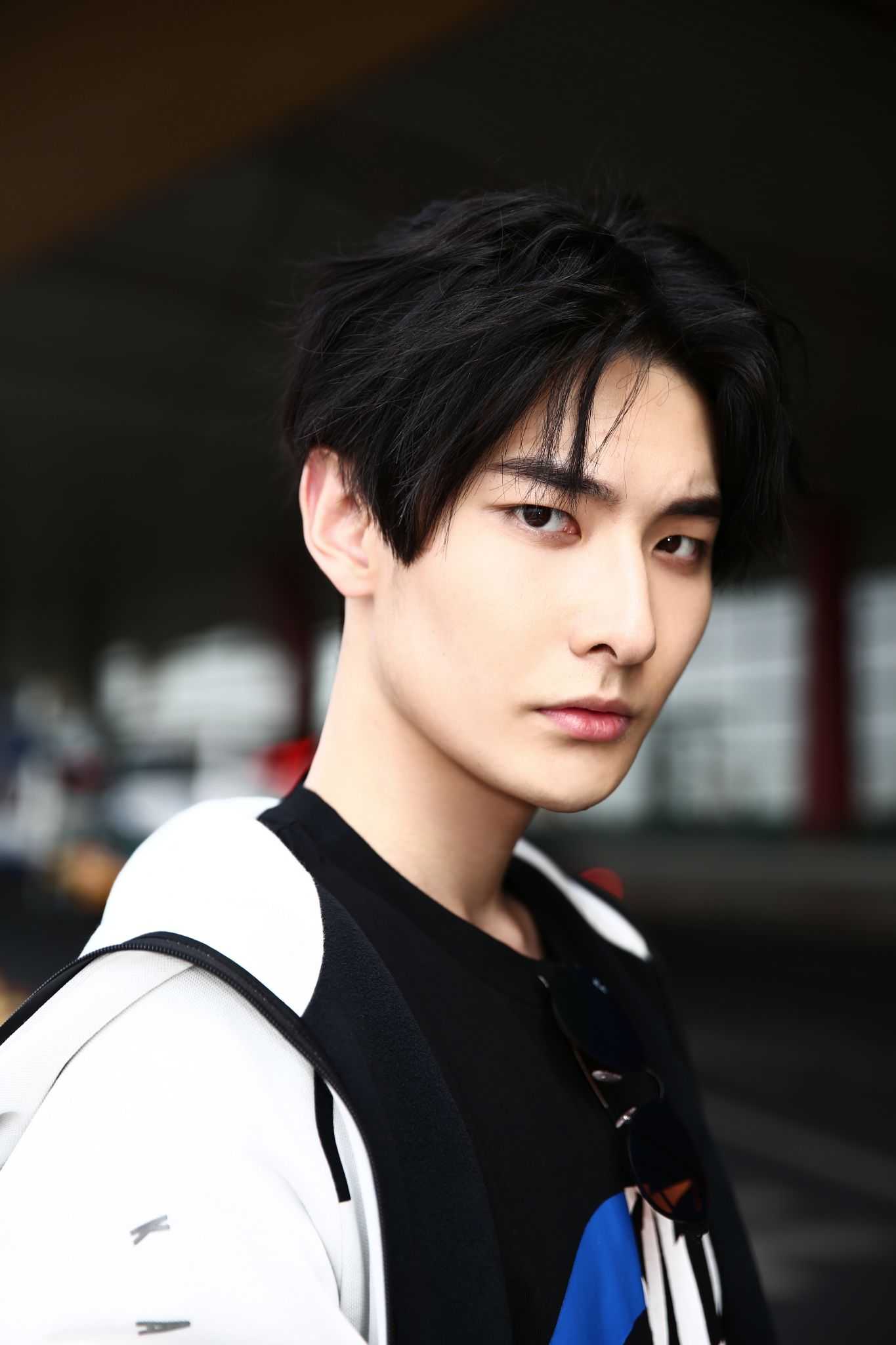 (这张是微博超话的头像 ) 王瑞昌是一个性格特别可爱的男生,而且他在