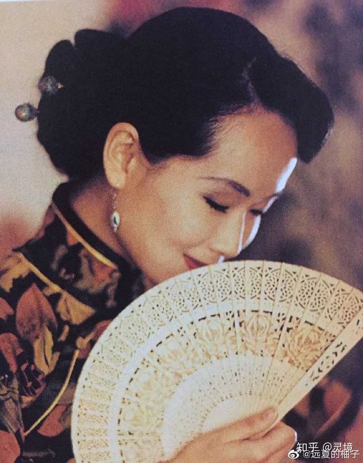 《和平饭店》片段 觉得上面的图片不清晰? 来看叶童的盛世美颜