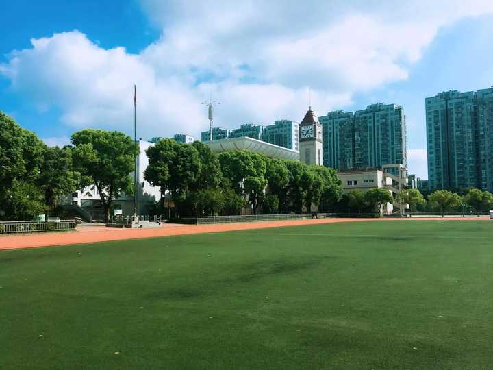 在江都中学谈恋爱是一种怎样的体验?