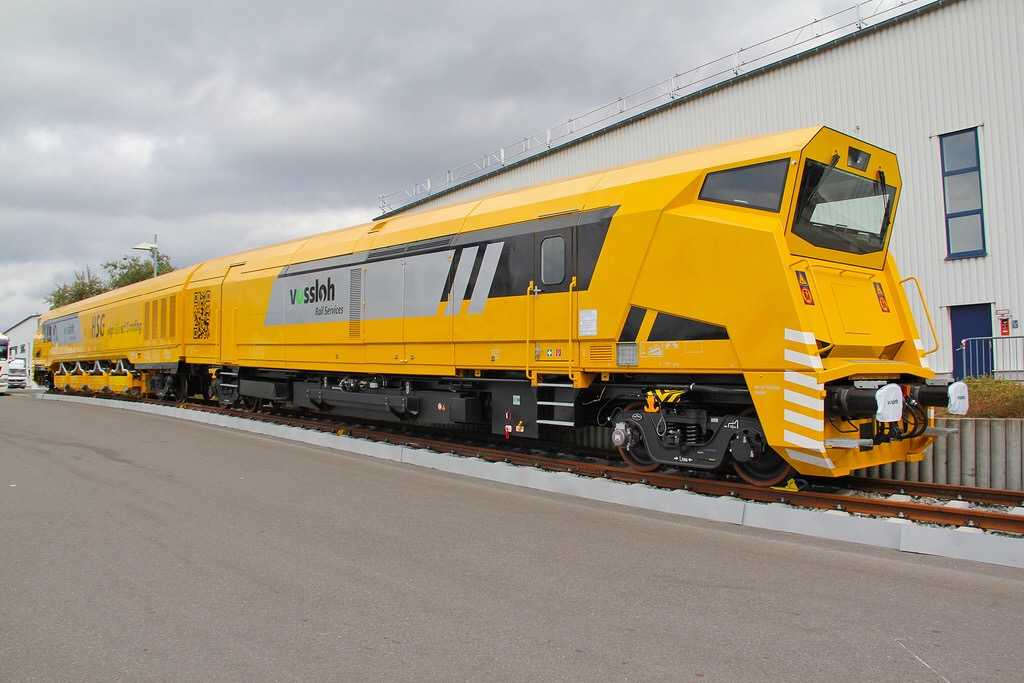 电力机车欧洲短跑手es64p型电力机车希腊版巴斯克铁路2000型双动力机