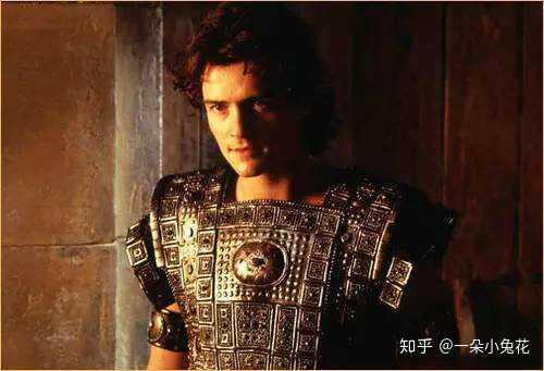 当时看这部电影,巨烦这个帕里斯!