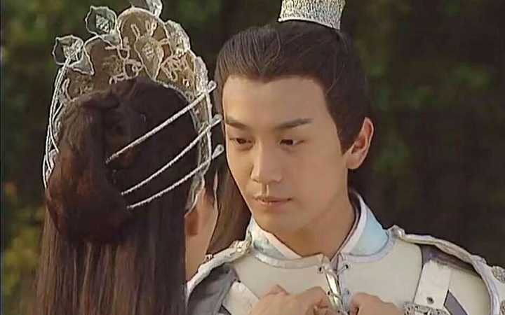 还有《赤子乘龙》里的小白龙和明珠