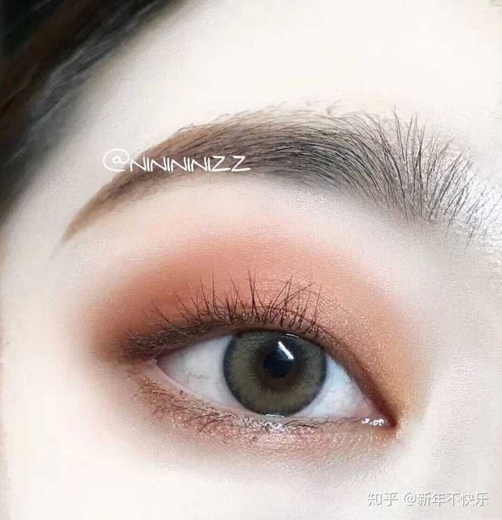 你带过最丑的美瞳长什么样?