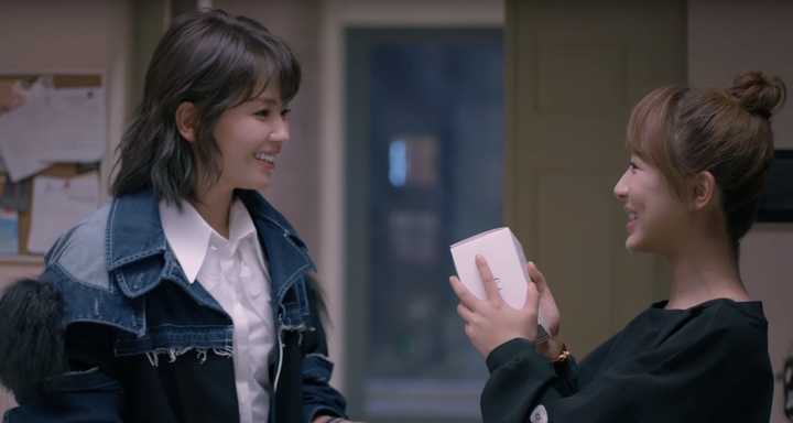 安迪送给小蚯蚓的是rigaud paris的香薰蜡烛.