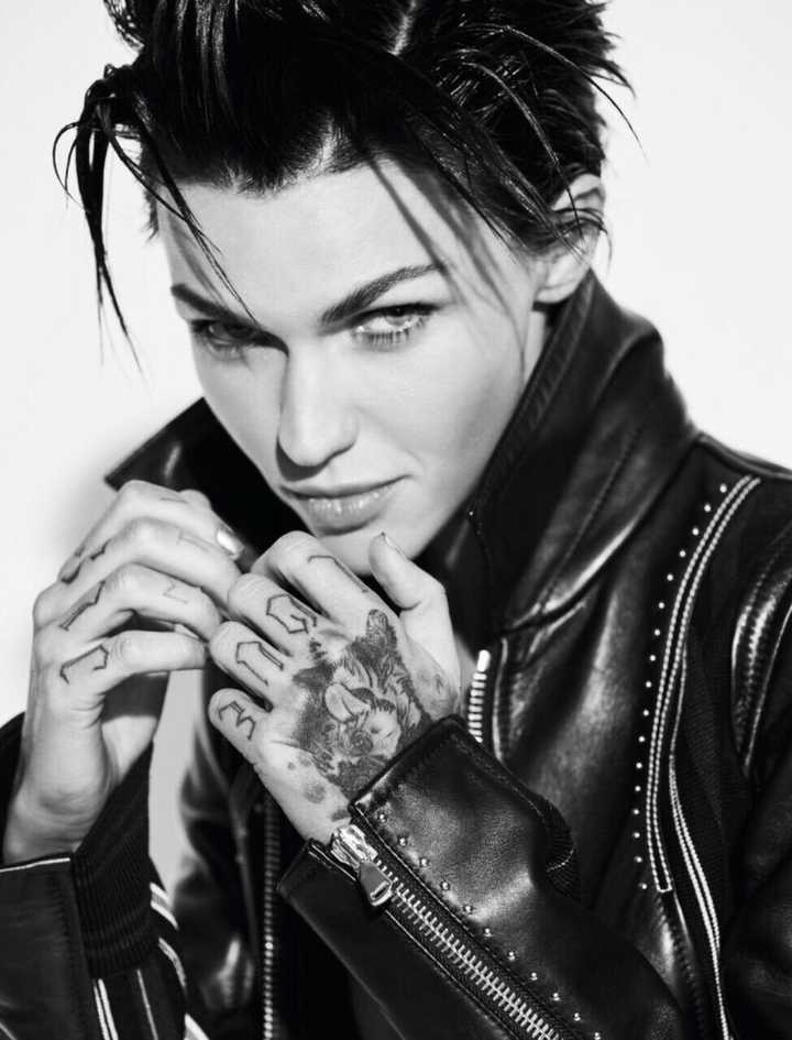 为什么这么多回答里没有ruby rose?