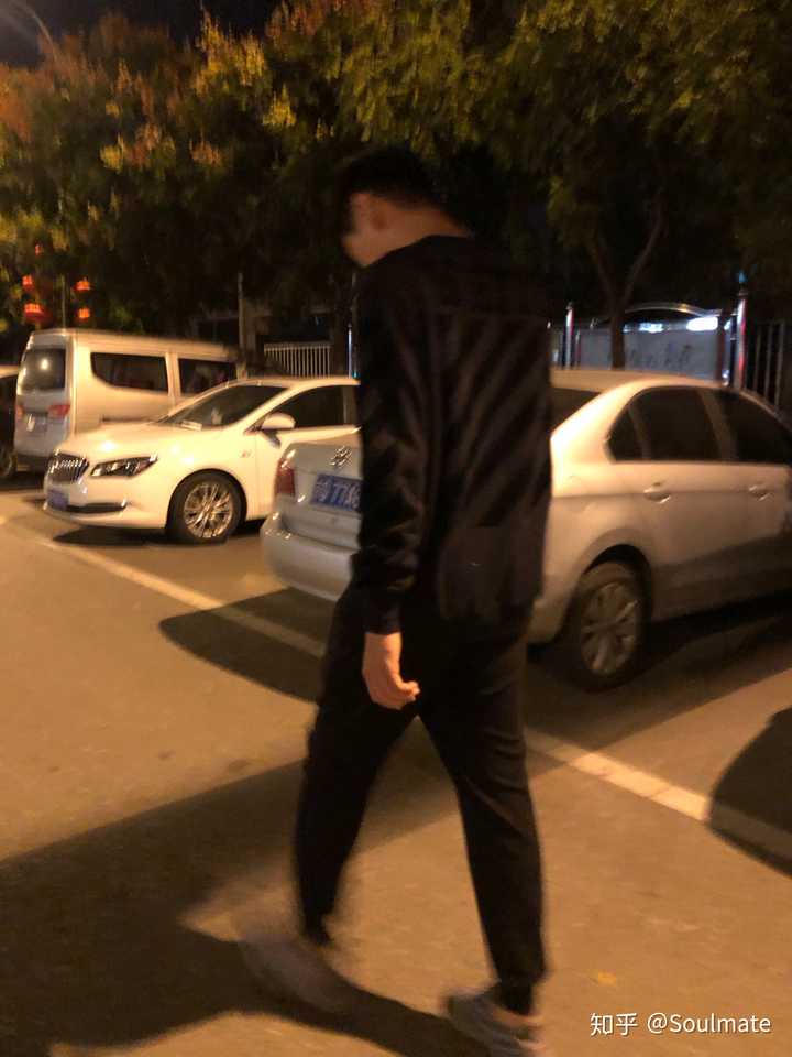 情侣间 25cm的身高差是什么感觉 男高女低 知乎 情侣间 25cm的身高差是什么感觉 男高女低 知乎