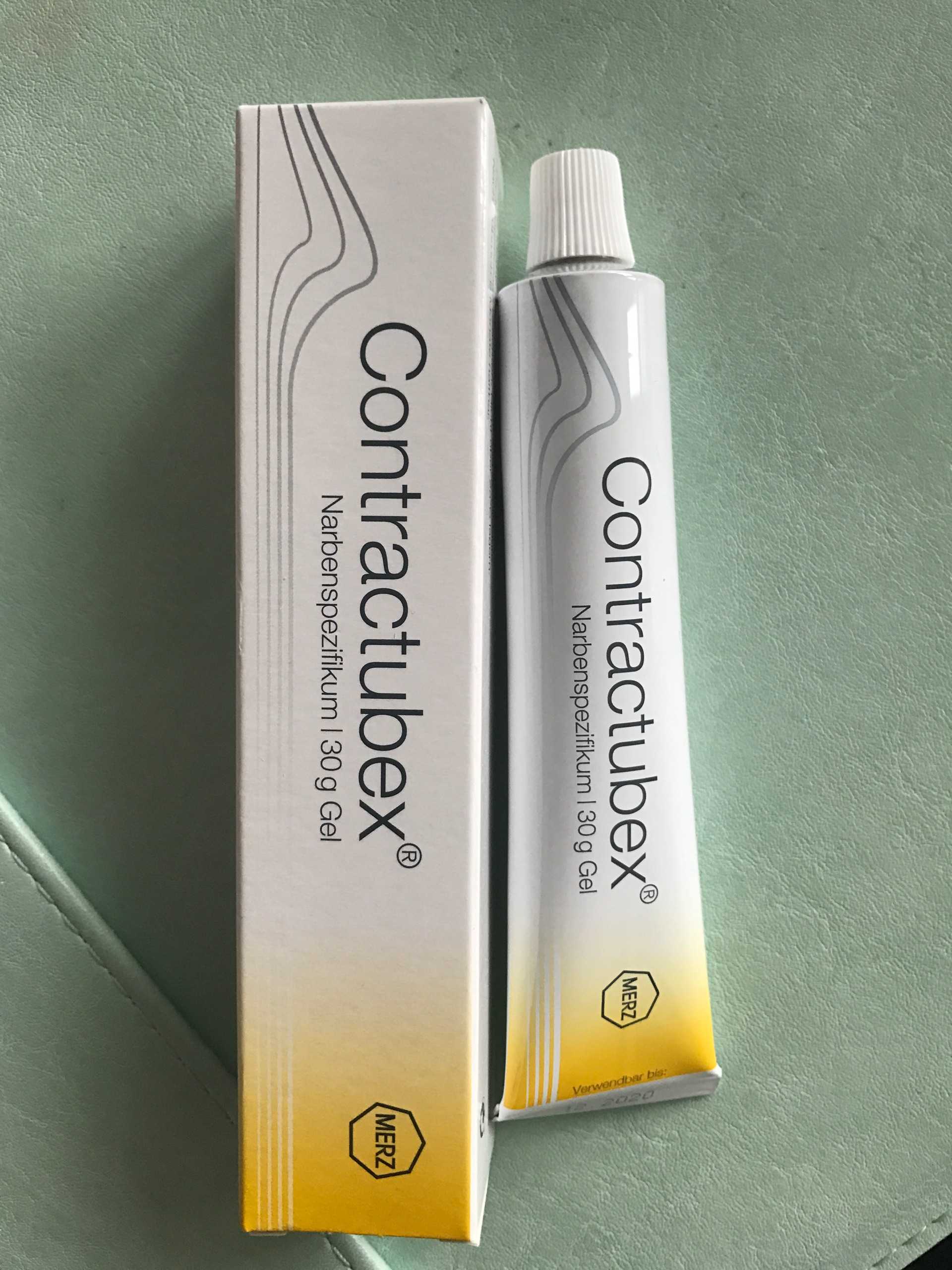 德国大名鼎鼎的去疤膏啊 德国的药店可以买到   显示全部