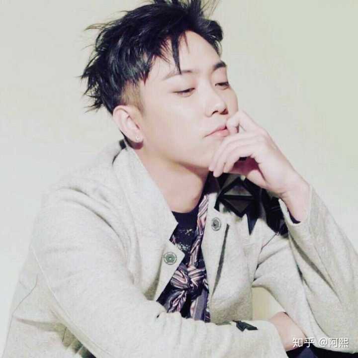 都是我觉得最好看的图  先 水晶男孩 队长殷志源  关键词: 克里斯马