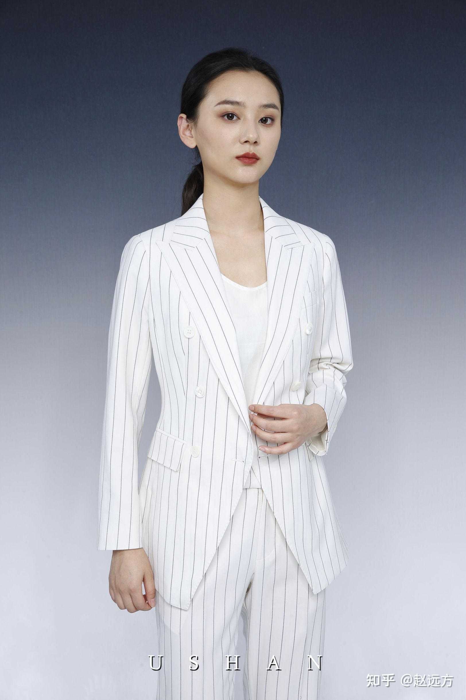赵远方 的想法: 白色系的西装在春夏季是非常受女士欢迎的… - 知乎