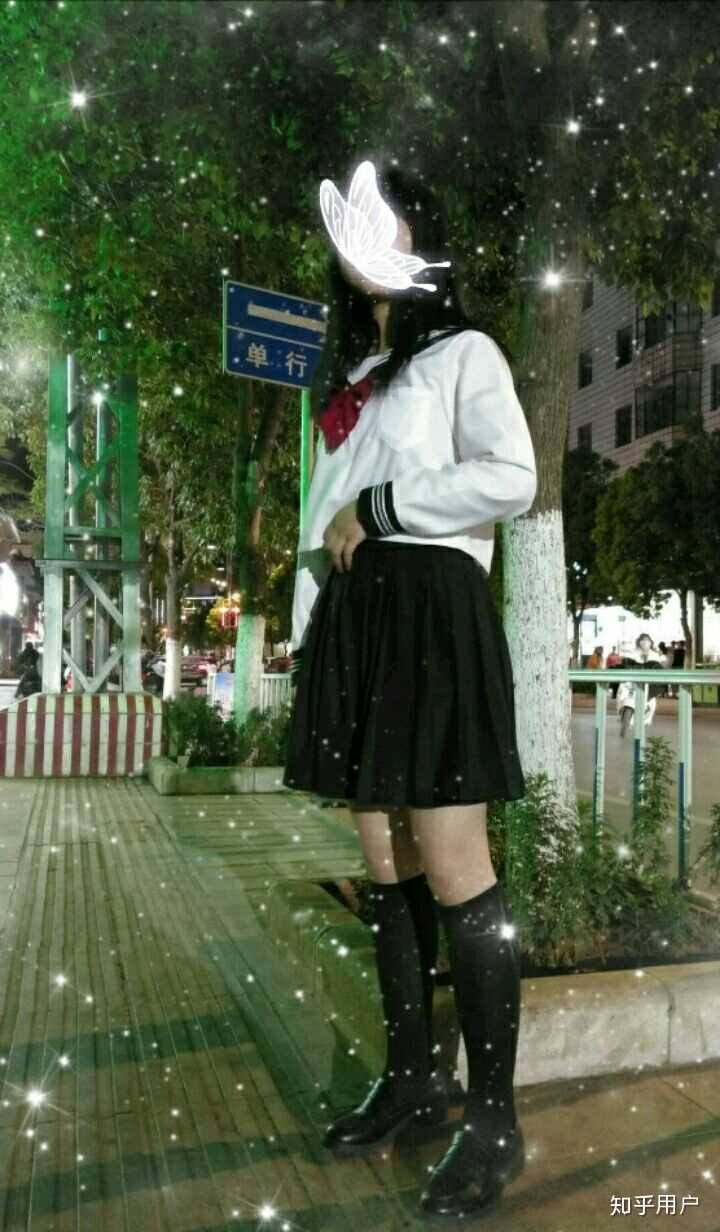 腿粗的女生可以穿jk制服嘛?