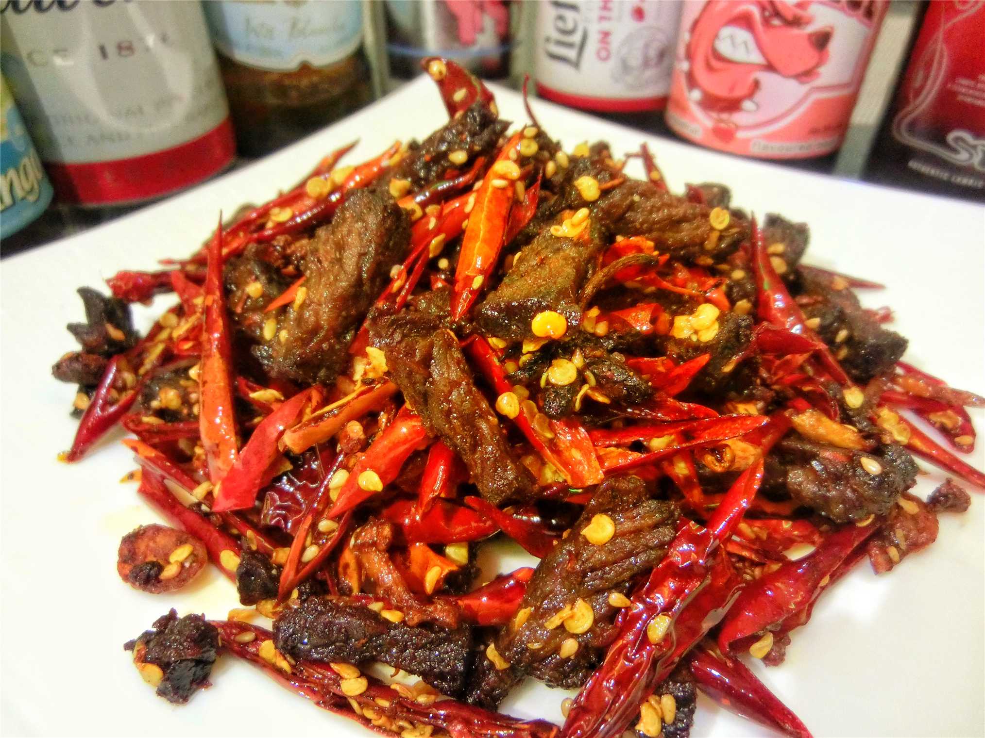 分享我在另一个回答里的答案 【麻辣牛肉干】下酒小零食