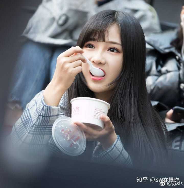 你们是怎么看待bej48苏杉杉的?