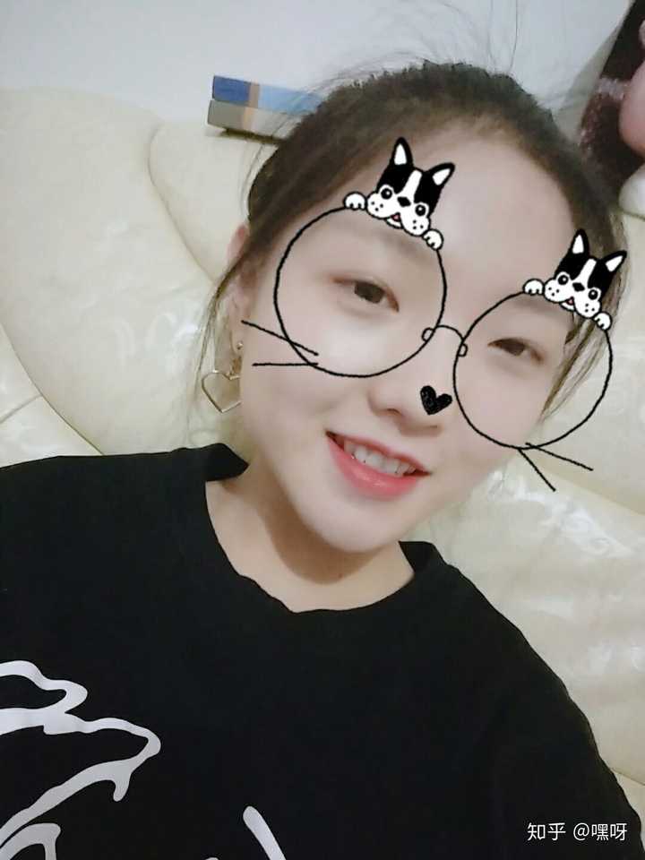 请问小眼睛的女生也可以很美吗?