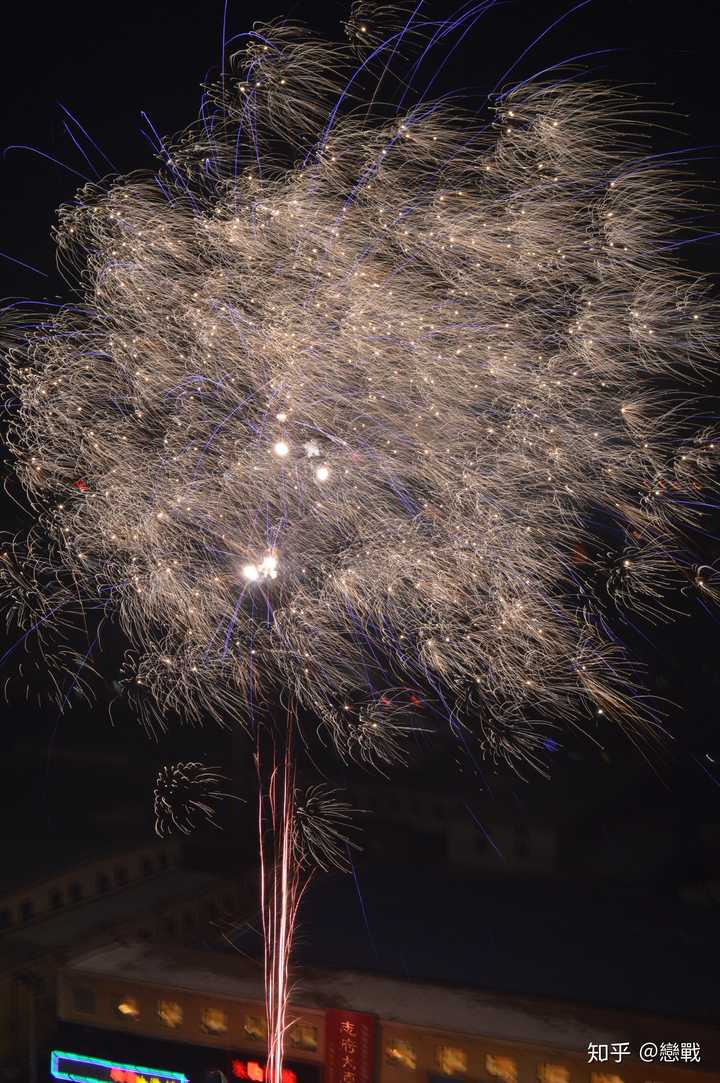 你拍过最好看的一张烟花照片是哪张?