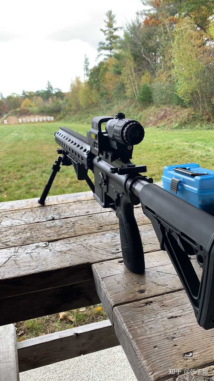 专业的瞄准镜多少钱