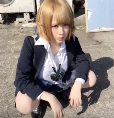 为什么日本不良女学生的制服裙长到脚踝 而其他好学生却是超短裙呢 知乎 为什么日本不良女学生的制服裙长到脚踝 而其他好学生却是超短裙呢 知乎