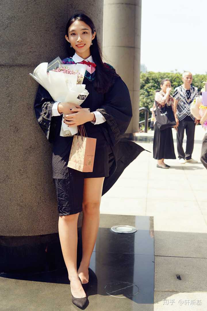 找一个比自己高的女朋友是一种什么体验?