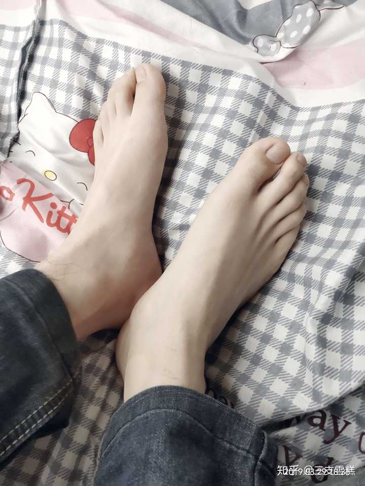 女孩子有一双好看的脚丫是一种什么样的体验?