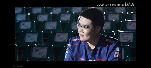 TES 369 发文确认休息，替补上单 Zuian 提上一队，如何看待？