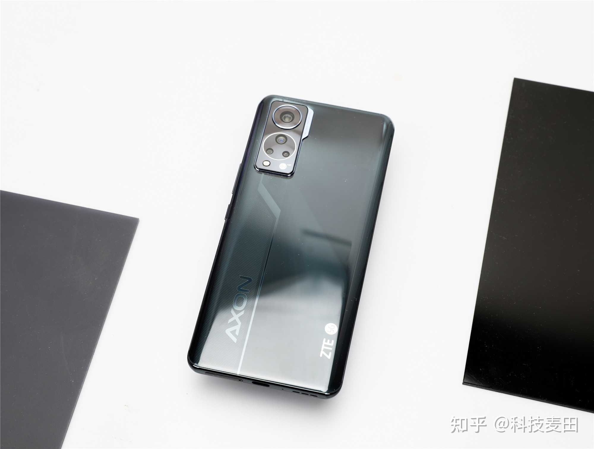 科技麦田 的想法: 入手中兴axon30,相比挖孔屏,刘海屏,水… - 知乎