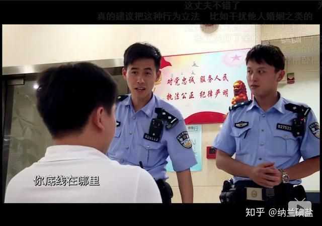 参与评论互动 登录 查看全部 97 个回答 纳兰碘盐 喜欢音乐的苦逼条子