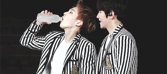 有人觉得边伯贤和金珉锡很甜吗?