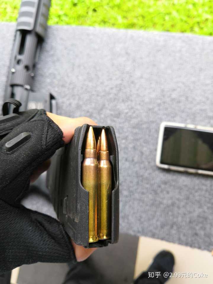 56mmm193步枪弹,它是5.56mmnato的前身,它的装药更少,弹壳壁更薄