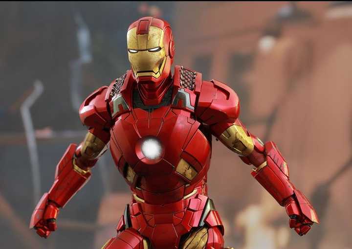 更加魁梧的造型设计,火力和防御力再次提升 mark10