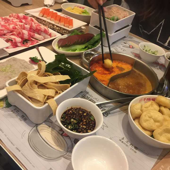 一个人吃火锅是一种什么样的体验?
