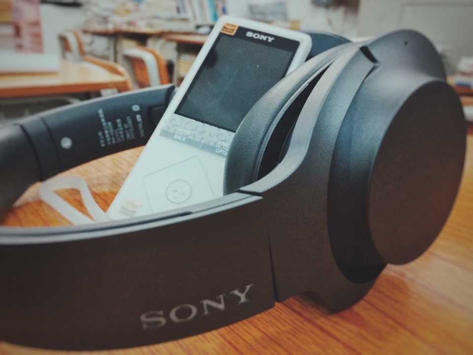 MDR-1abt和WH-H900n,平常用苹果手机,下一步