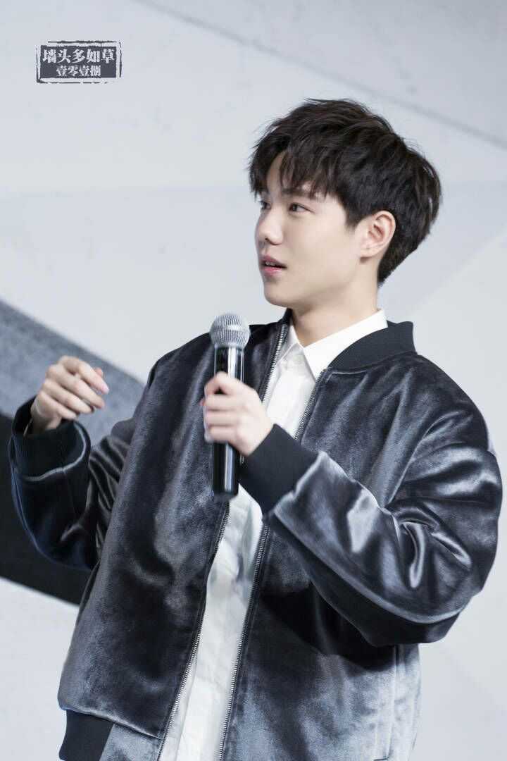 为什么感觉吕鋆峰资源好差?