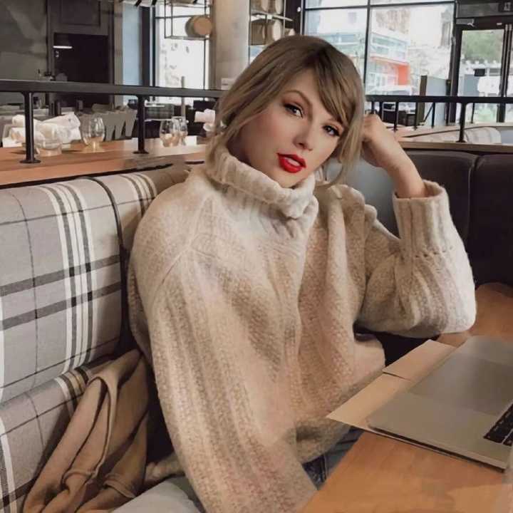 你们有哪些适合做头像的霉霉图片