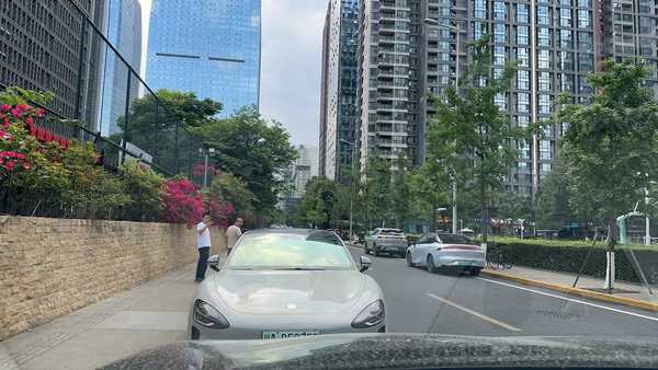买辆车的费用打车一辈子都用不完，那么买车有什么意义?